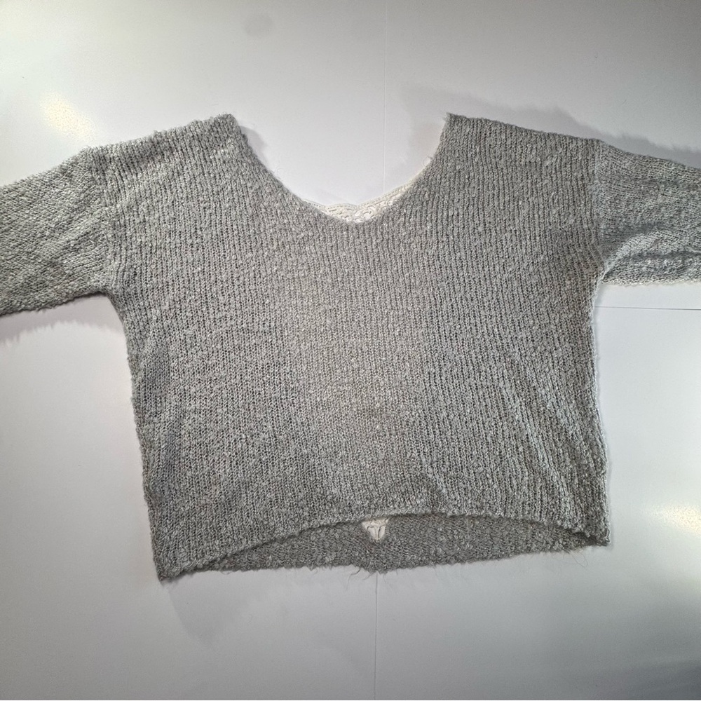 unio gray sweater with lace detail cropped women’s size medium/large